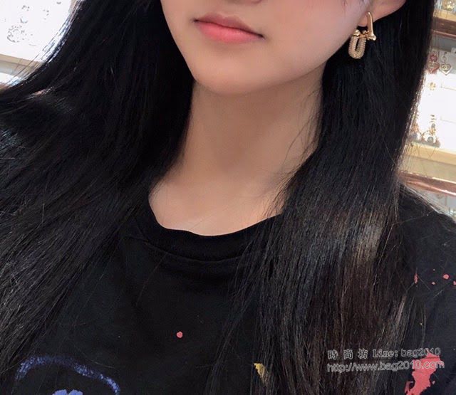 Tiffany飾品 蒂芙尼女士專櫃爆款滿鑽U型鏈環耳釘耳環  zgt1777